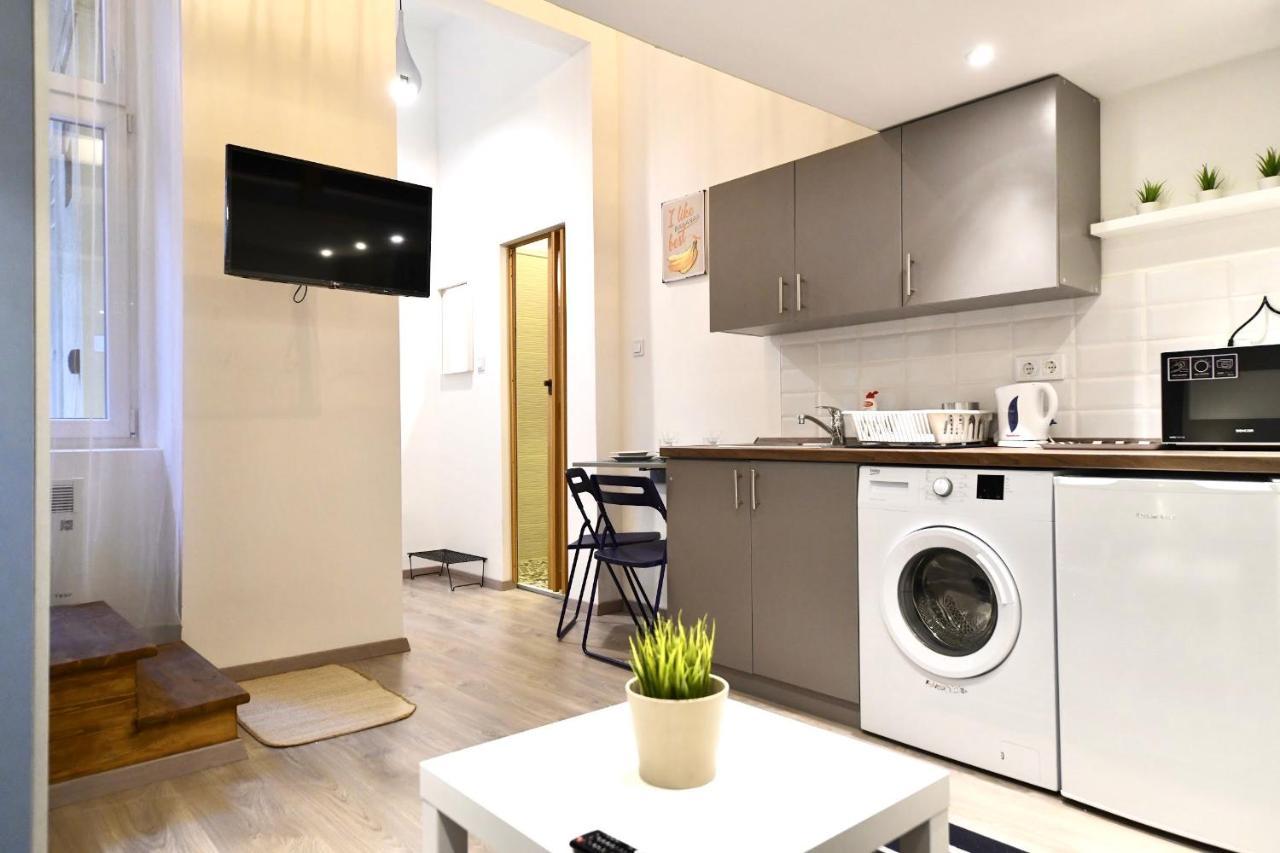 Downtown Flat In Budapest, King Buitenkant foto